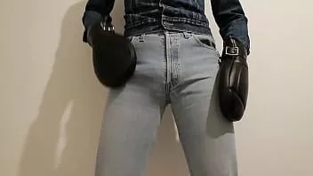 play Boundinlevis - menggosok dan cumming di jins levis
