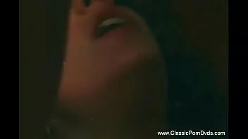 تشغيل خمر الإباحية من الأيام الذهبية تريد المزيد من الجنس