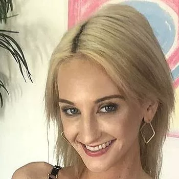 Pornoster Tallie Lorain