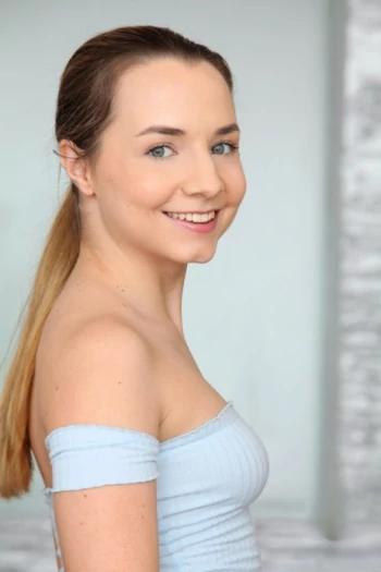 Bintang porno Mona Blue