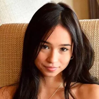 Porno Yıldızı Dakota Tyler