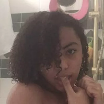 Pornoster Zerella Skies
